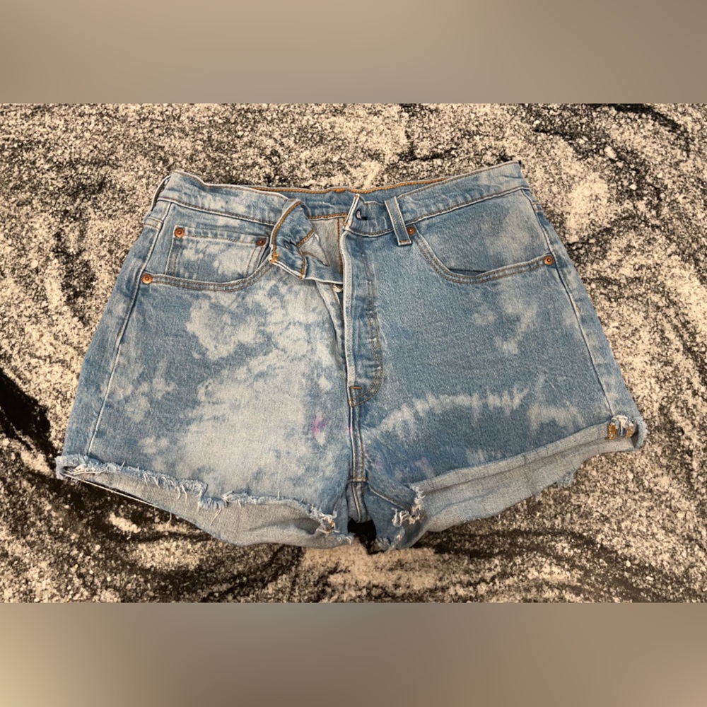 Levi’s shorts